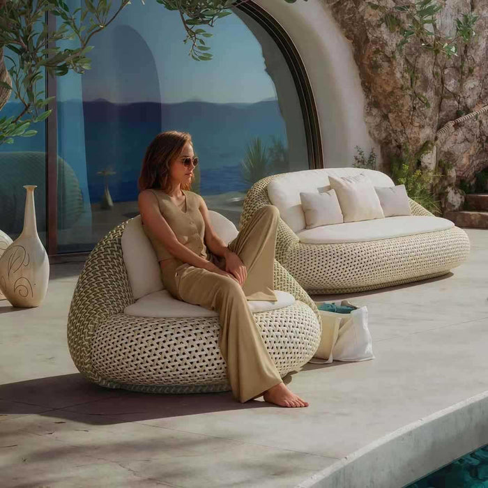 庭にガーデンファニチャーを置きたいけど不安…｜よくある心配ごとと解決策